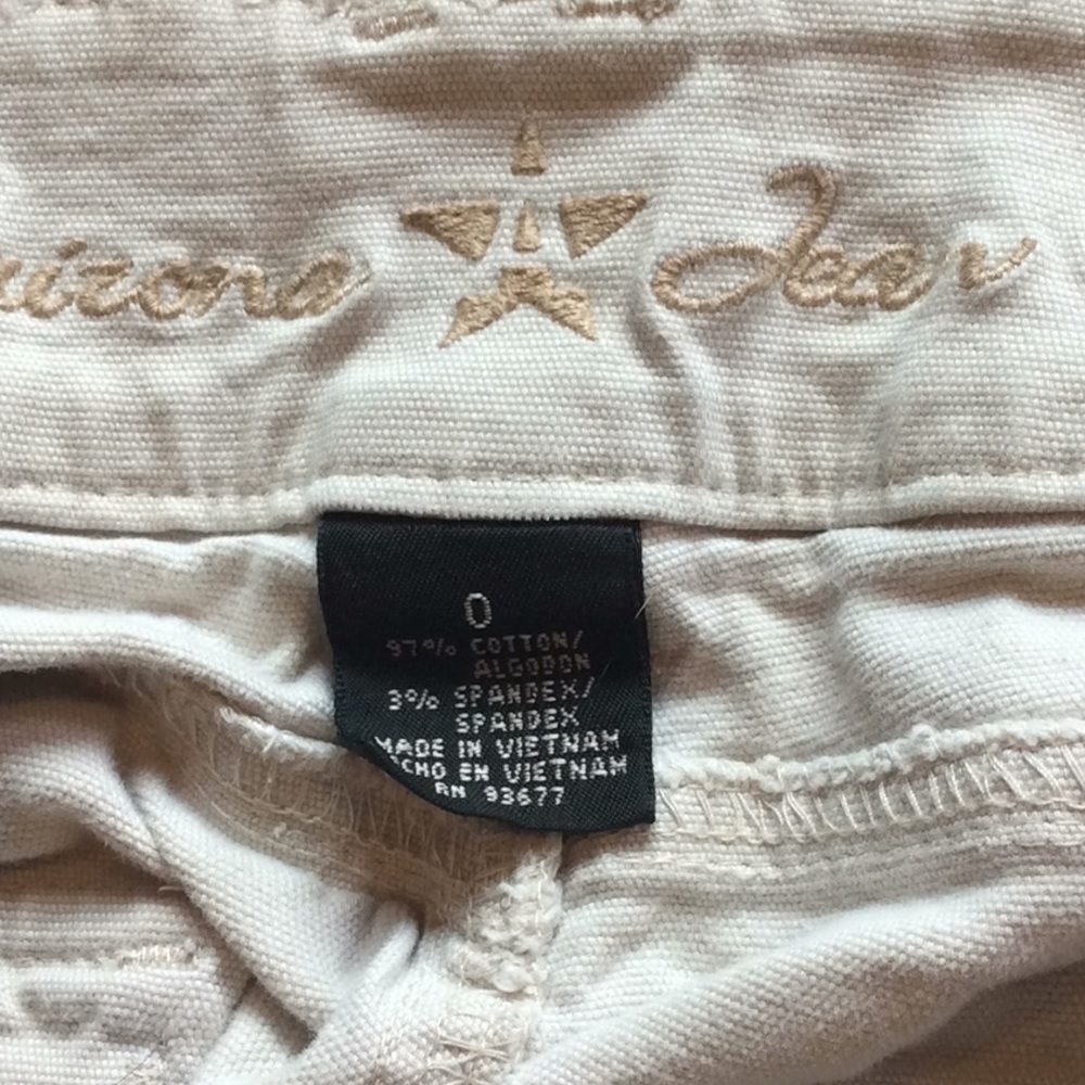 Shorts - Picture 3 of 3